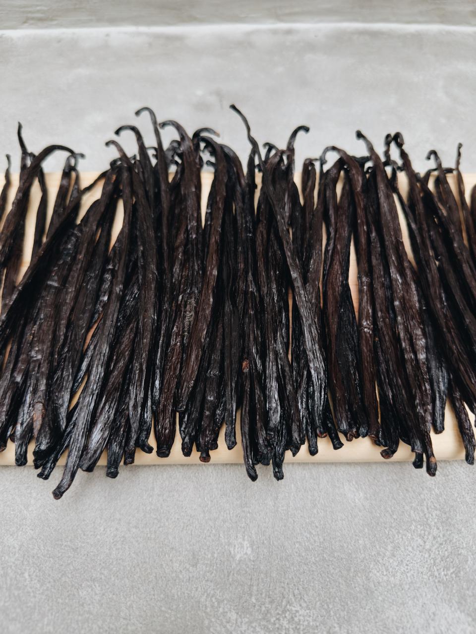 The Science Behind Making Vanilla Extraction Methods: Traditional vs. Modern Techniques